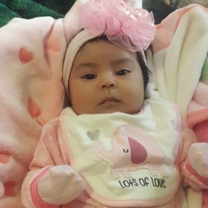 Meet your Posher, Esmeralda